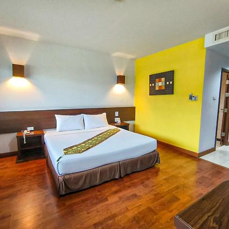The Ligor City Hotel Накхон Си Тамарат Екстериор снимка