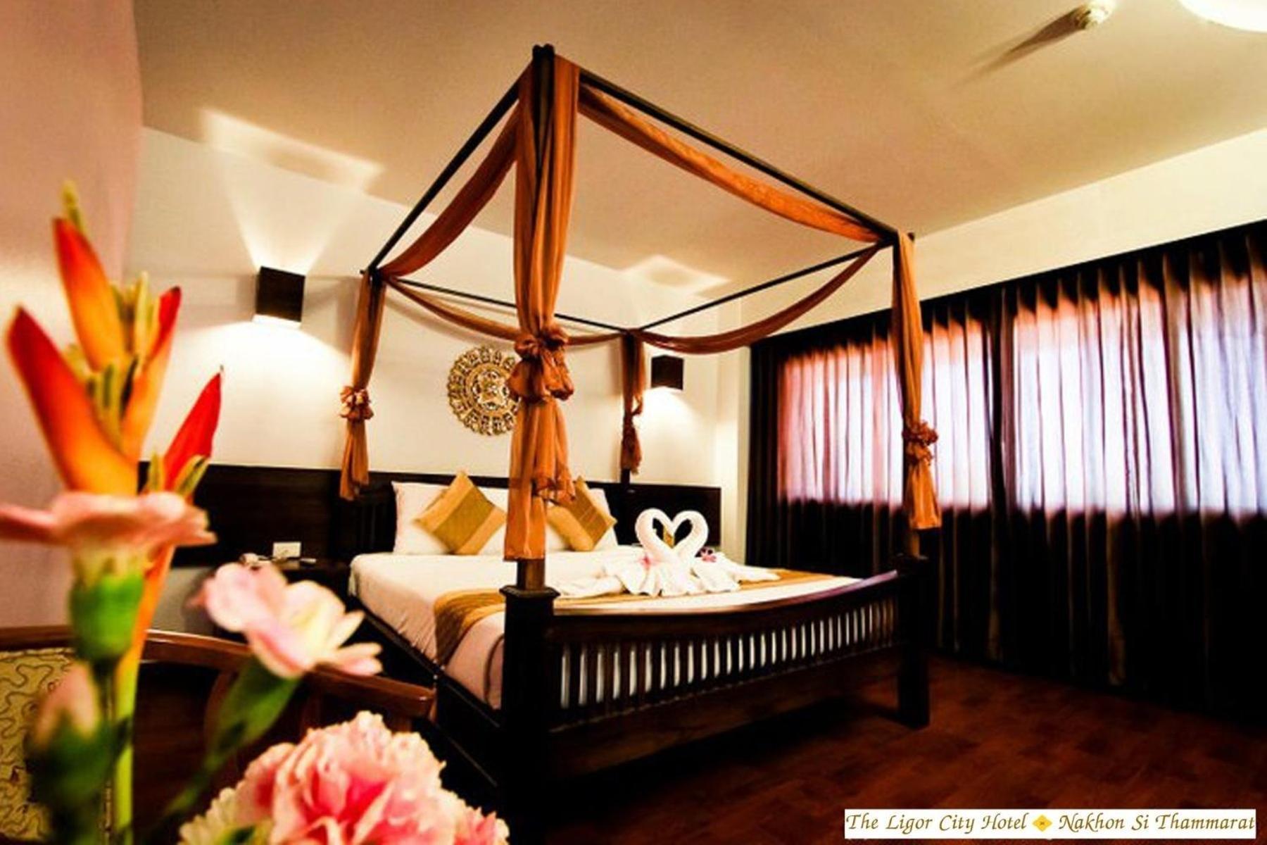 The Ligor City Hotel Накхон Си Тамарат Екстериор снимка