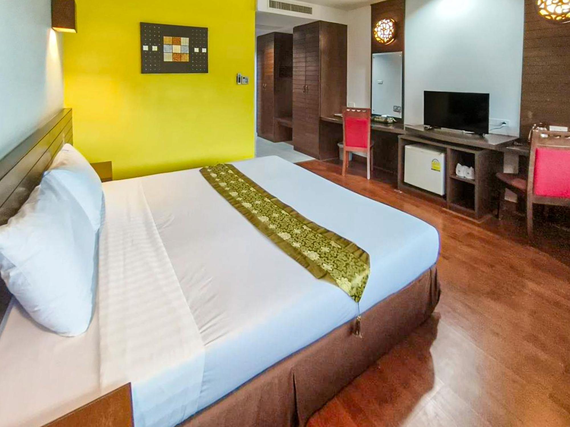 The Ligor City Hotel Накхон Си Тамарат Екстериор снимка