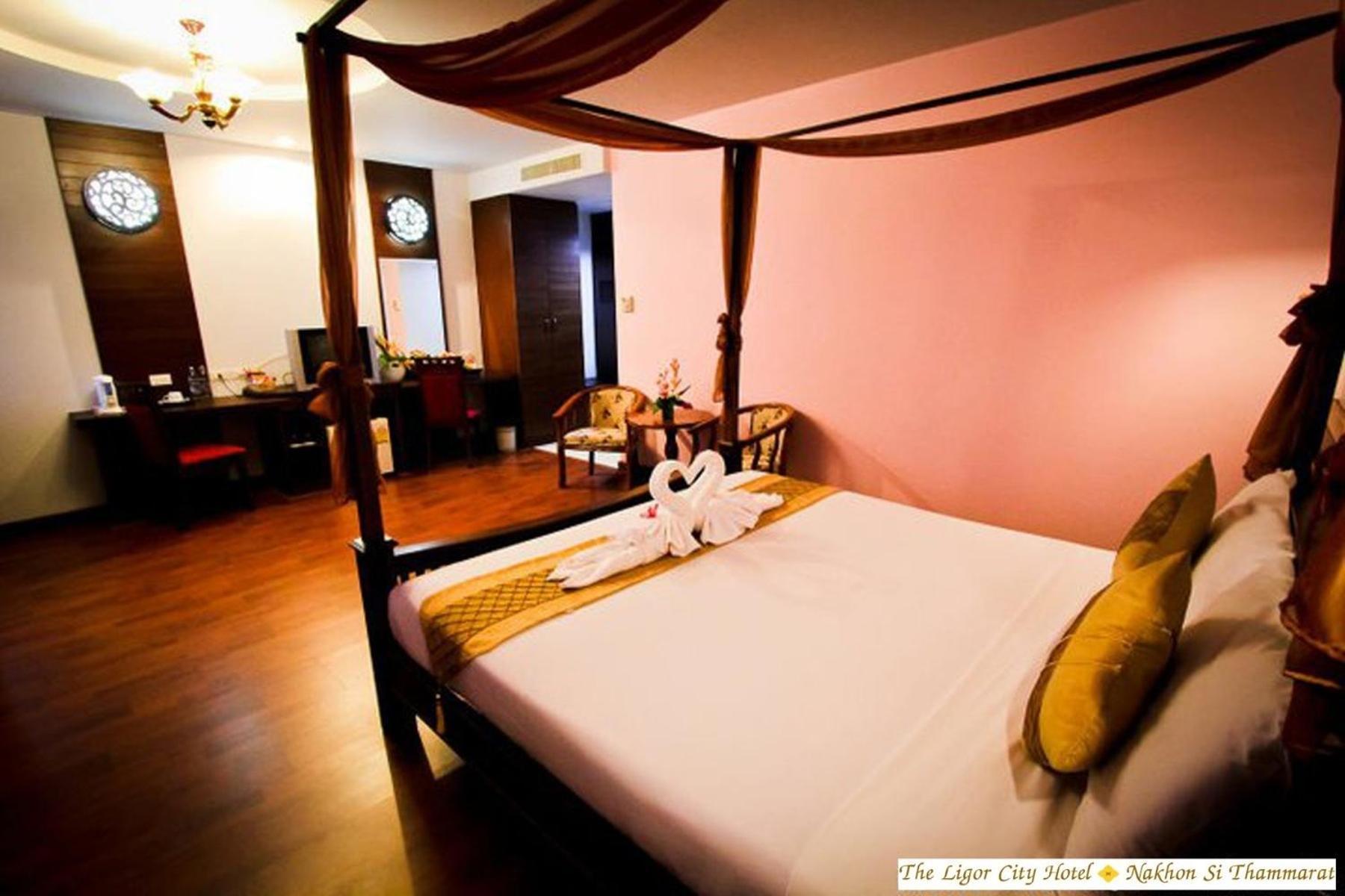 The Ligor City Hotel Накхон Си Тамарат Екстериор снимка