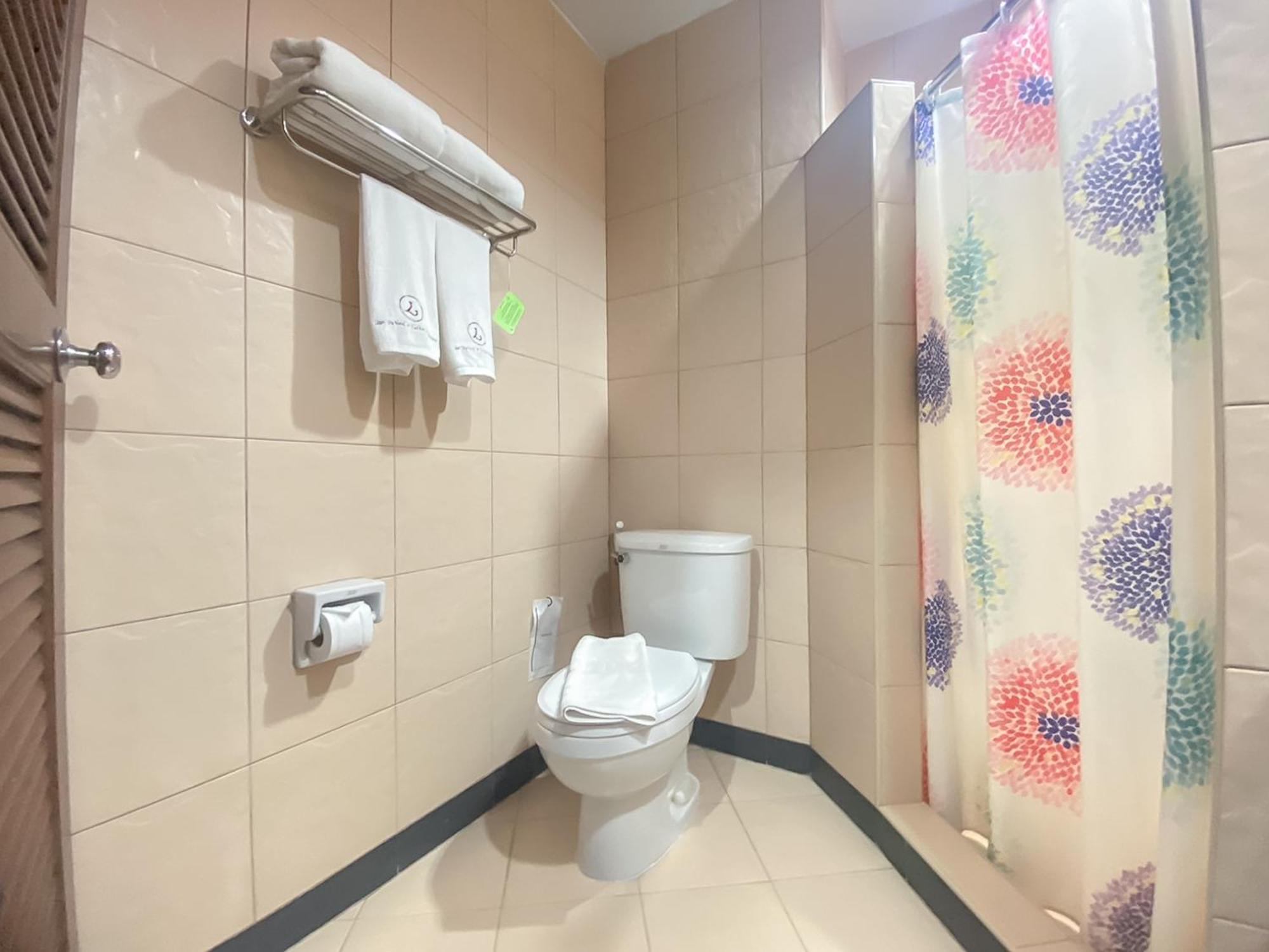 The Ligor City Hotel Накхон Си Тамарат Екстериор снимка